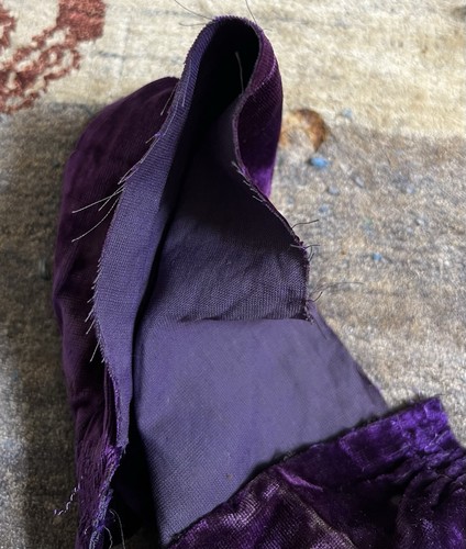 ANTIQUE EDWARDIAN FINE FLAT GORGEOUS SILK VELVET VIOLET PURPLE TRIM FRAGMENT - Picture 8 of 8