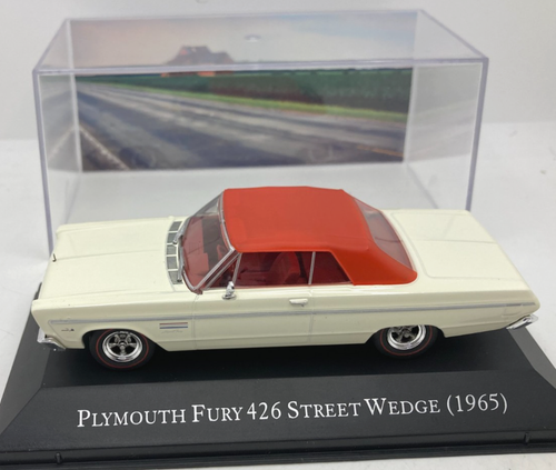 44506 IXO / ALTAYA / PLYMOUTH FURY 426 STREET WEDGE 1965 IVOIRE 1/43 - Foto 3 di 3