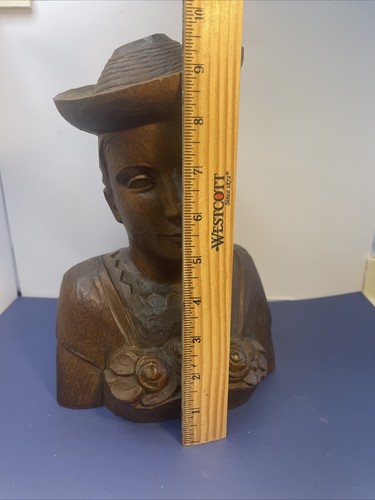 Oberammergau Vintage Wood Hand Carved Folk Art Woman Figurine Western Germany - Picture 2 of 7