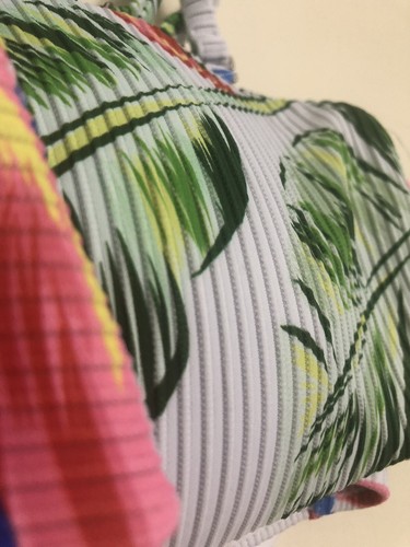 TINIBIKINI Women’s Swimwear Two piece set in a vibrant tropical flower print XS - Picture 8 of 12