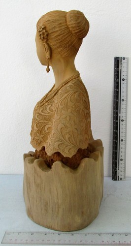 Hauntingly Realistic Golden Teak Wood Thai Beauty Somsak Meewan - Picture 4 of 9