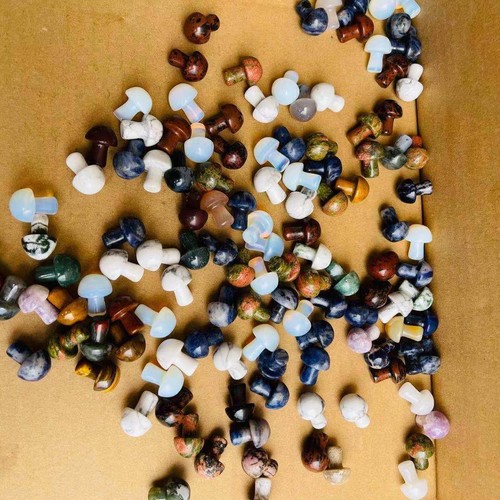 5pc MIX Wholesale Natural Crystal Mushroom/Hand Carved Quartz Crystal Healing - Picture 4 of 12