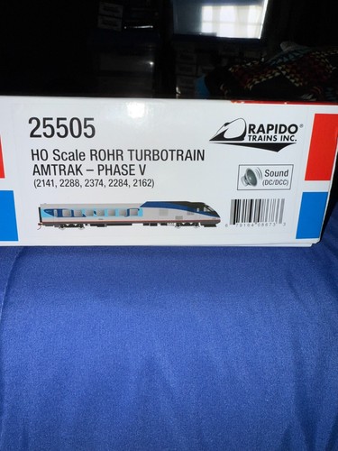 Rapido HO SCALE PASSENGER CAR AMTRAK PHV RTL TURBOLINER 5 CAR SET DCC RDY - Picture 2 of 3