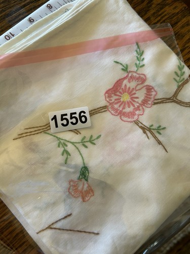 VTG Hand Stitched Embroidered Linen Tablecloth Pink Quince 35x34 Cottage Core - Picture 9 of 9