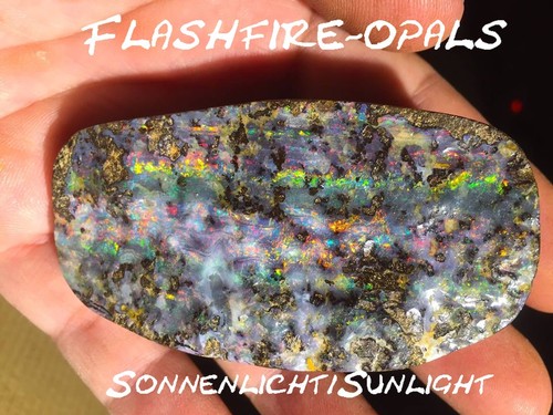 700 ct. GEM FARBEN SAMMLER BOULDER OPAL ROT/GOLD/GRÜN VIDEO FLASHFIRE-OPALS - Picture 2 of 6