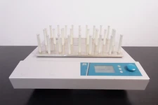 Edmund Bühler Timix 5 Control Orbital Shaker – Model D-72379 – Used