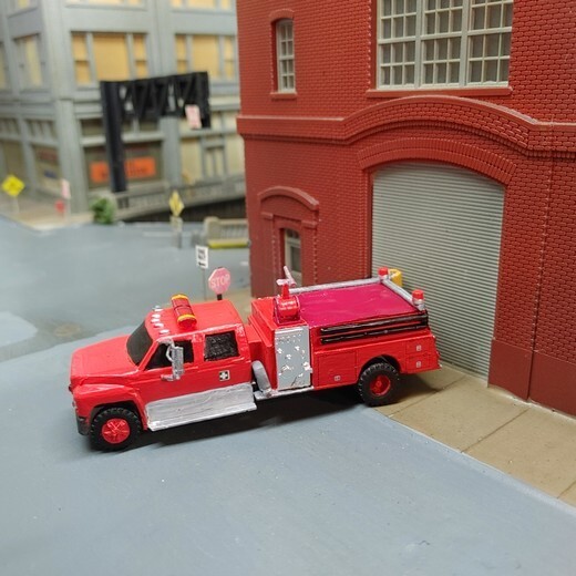 Picture 3 of 8