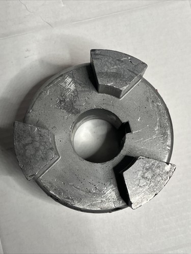 LOVEJOY 68514411742 Jaw L110 Coupling Hub, 1-3/16” Bore, 3.32”OD, Keyway - Picture 3 of 5