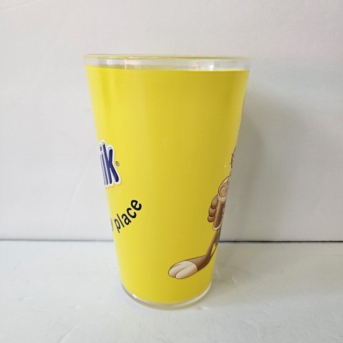 Nestlé Nesquik Yellow Tumbler Cup Rabbit Drinking Plastic Limited Edition - Picture 3 of 7