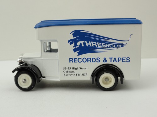 Lledo Promotional LP16 Dennis Parcels Van Scale (Threshold Records and Tapes) - Picture 2 of 8