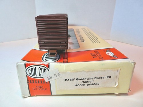 Bachmann HO Scale AMTRAK Crane Car & Floodlight Car #46105 - Picture 5 of 11