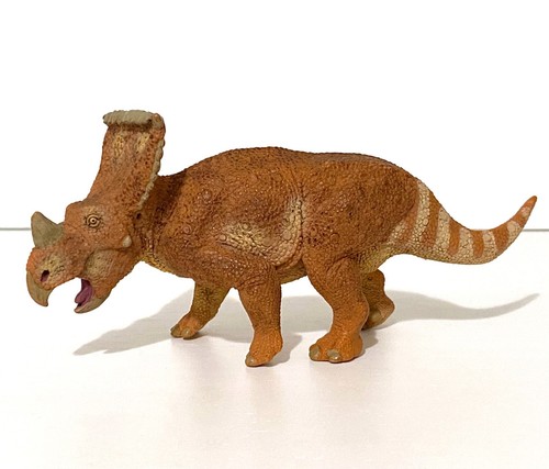 Figura de dinosaurio Safari Limited modelo Vagaceratops 2012 juguete - Imagen 1 de 6