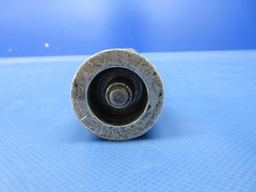 Bellanca 17-31A Viking Nose Gear Axle w/ Spacers P/N 194165 (0924-1340) - Picture 4 of 12