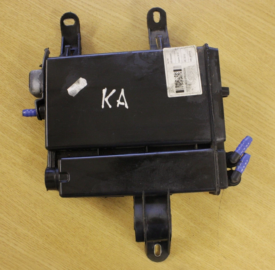 FORD KA MK2 1.2 PETROL CHARCOAL FUEL CANISTER FILTER 00518942460 2008 - 2018 - Image 1 of 1