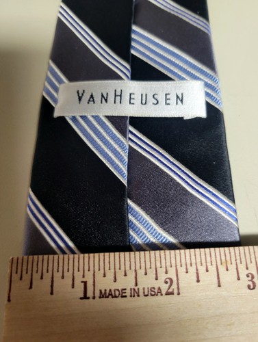 Van Huesen Easy Care Mens Silk Tie Blue And Black Stripes - Picture 3 of 4