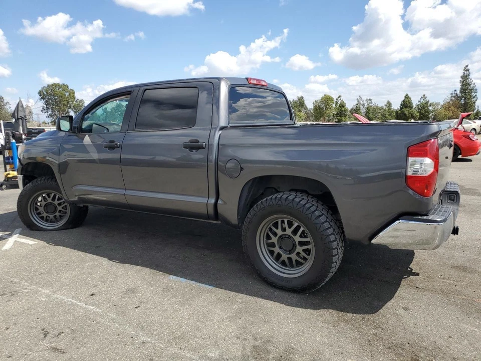 Used Rear Back Glass fits: 2018 Toyota Tundra Crew Cab 4 Dr Rear Grade A - Image 2 of 4