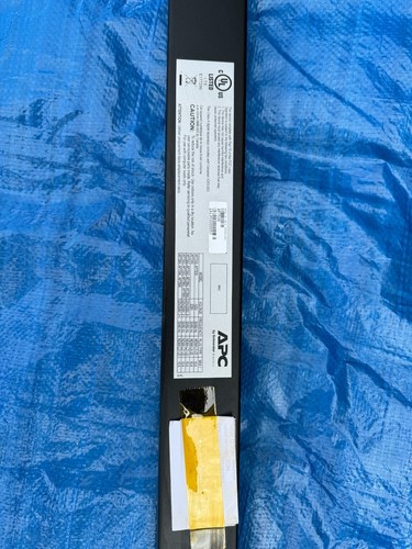 APC AP7530 Schneider Electric Rack PDU, Basic, Zero U, 20A, 120V, (24)5-20 - Picture 4 of 6