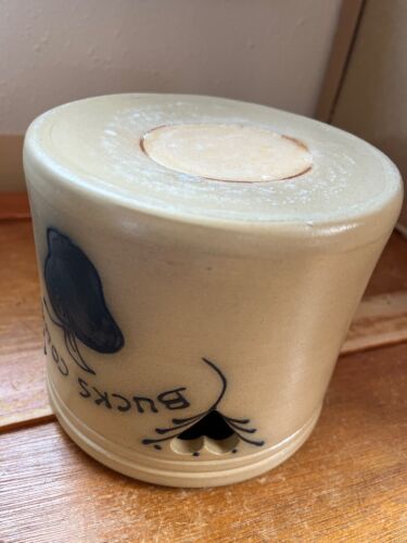 Crock in gres marcato Maple City Pottery con cuori e bucks ritagliati reticolati - Foto 12 di 14