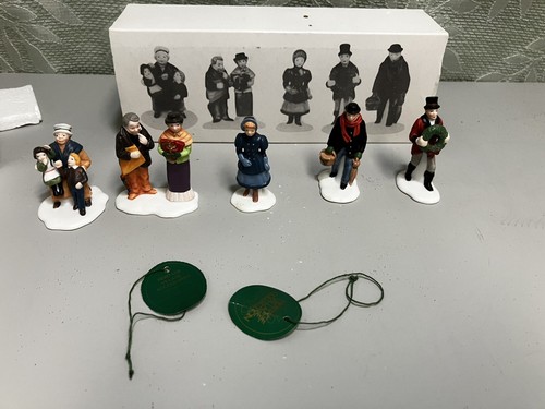 Department 56 Lot 9 Sets Heritage Village Christmas Accessories 2 Village PCs - Picture 7 of 19