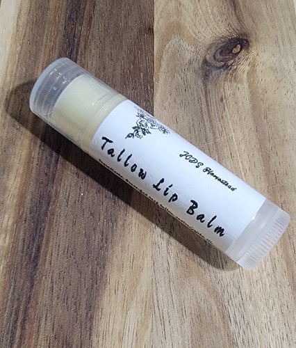 Tallow lip balm - Picture 2 of 3