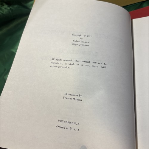 6 MARTIN MOONEY MYSTERY Booklets by Robert Monson & Edgar Johnston Cases 371-77 - Picture 3 of 11