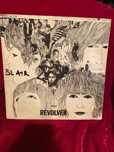 THE BEATLES- Revolver- Vinyl LP 1966 Rainbow Label on Capitol-T-2576-F Vinyl - Picture 1 of 7