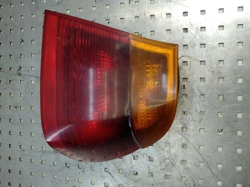 BMW 3 E46 Rücklicht hinten rechts 230022R 1.95 Diesel 100kw 1998 34340137