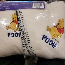 Disney Winnie The Pooh Fleece Blanket & Pillow NEW IN PACKAGE White 100 Acre