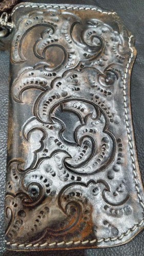 Wild Hearts Leather Biker Wallet Pirate Skull Carving Dark Brown - Picture 5 of 14