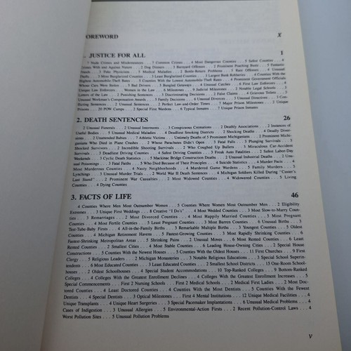 Michillaneous Book Set 1980s Trivia Facts Funny Michigan Great Lakes Detroit - Picture 10 of 11
