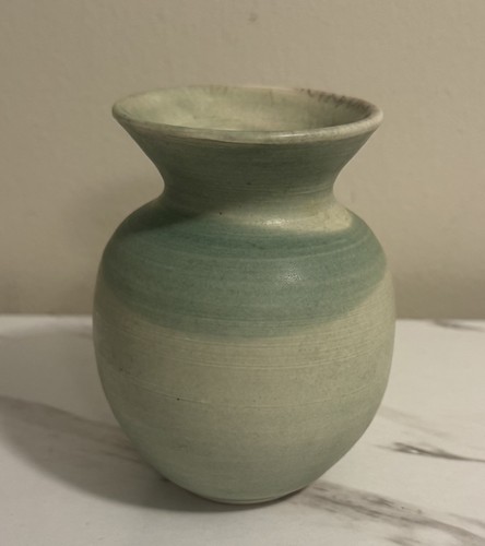 Vintage grün glasierte Keramik Vase Wohnkultur Kunst Studiokeramik 4,5 Zoll - Bild 8 von 9