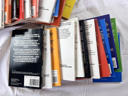 Vintage Doctor Who Target Books Set 45 Sci-Fi TV Novels Terrance Dicks Lot Softc - Foto 12 di 13