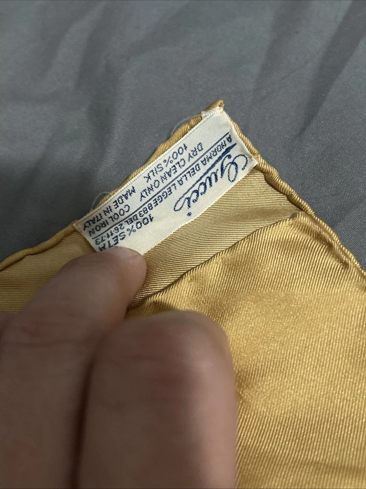 GUCCI c.1970's V. Accornero / Birds Of Paradise / DISEÑO INCREÍBLE 34,5 X 34,5 Foto 4 de 4