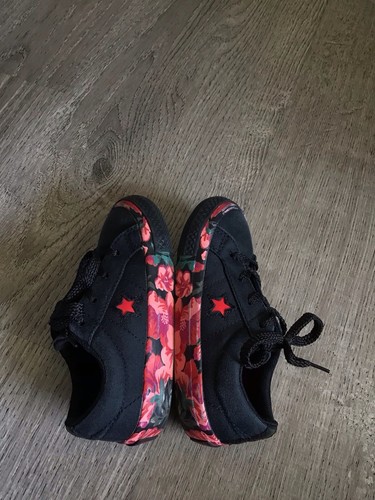Converse One Star Ox Toddler Shoes Black Canvas Red Pink Floral Size 9 762825F - Picture 9 of 12