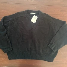 Elodie NWT | black crewneck pullover crew sweater | size Large