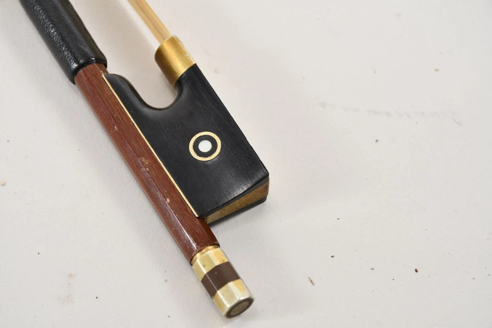 N96Z74- Holz Geigenbogen mit Perlmutt Einlage - Image 4 of 4