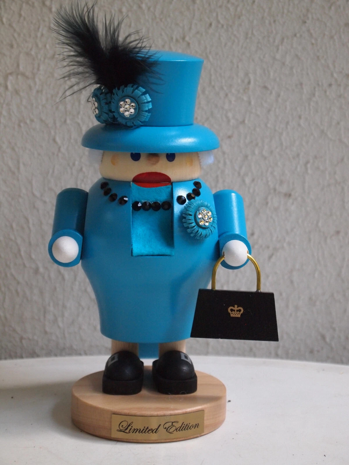 nutcracker Queen, 20cm,Seiffen, Erzgebirge,collectors,limited edition