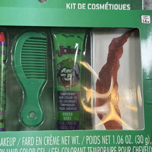 Halloween Costume NEW IN BOX The Joker Classic Cosmetic Kit & Suspenders - Picture 4 of 11