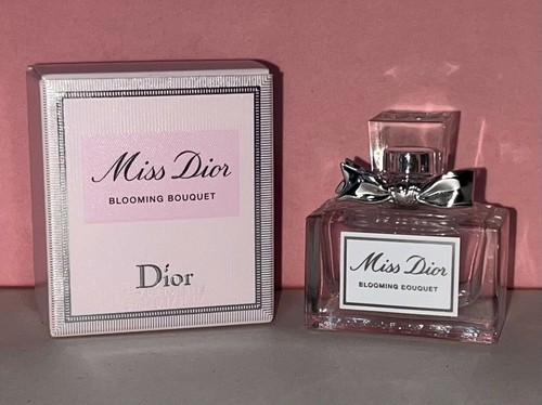 (C-D-E) MINIATURE PROFUMI SCATOLINA Lettera C-D-E Mignon Parfum Vedi Inserzioni - Imagen 168 de 233