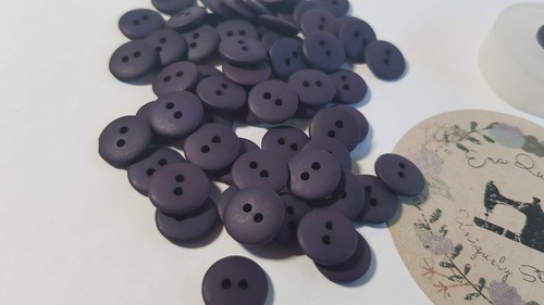 Vintage/retro 2 hole button new 15pcs, 11.1 mm dia., colour: deep purple - Picture 2 of 9