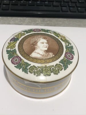 Queen Mother 80th Birthday - Trinket Box & Lid - Spode - Image 1 of 2