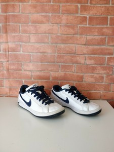 KIDS NIKE MAIN DRAW WHITE NAVY BLUE Boys Nike Black Trainers Main Draw Tab