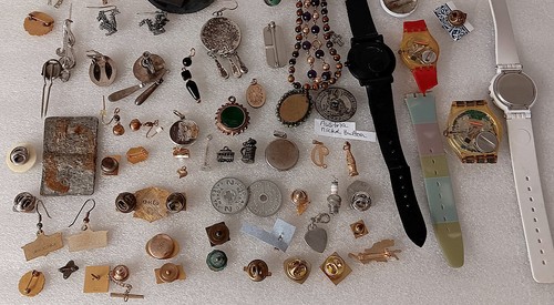80 items Junk Drawer Jewelry Swatch Brooch Earrings Lapel Pins etc. - Picture 19 of 24