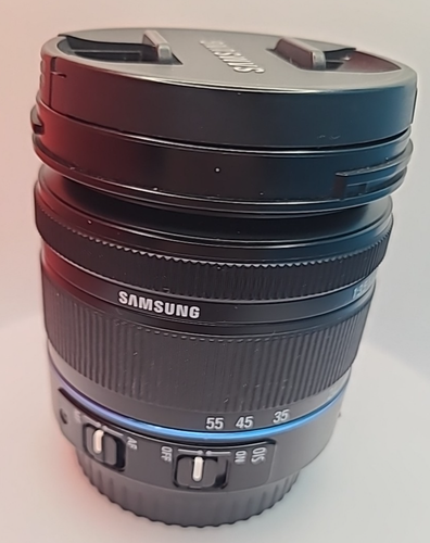 Samsung NX10 Camera 14.6MP With 18-55mm Lens, Hood Shade, SD Card, Cables Etc. - Picture 19 of 21