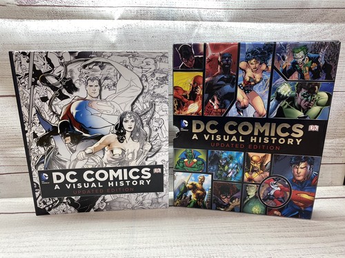 DC Comics Book - A Visual History Updated Edition & Avenger Encyclopedia - 2014 - Picture 2 of 9