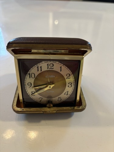 Vintag Linden Travel Alarm Clock - Picture 1 of 5