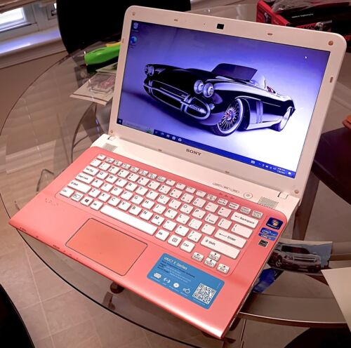 Sony Vaio Pink  - Picture 1 of 3
