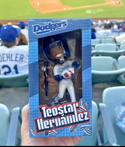 Kike AND Teoscar Hernandez 2024 Los Angeles Dodgers SGA Bobblehead Set - Picture 3 of 3