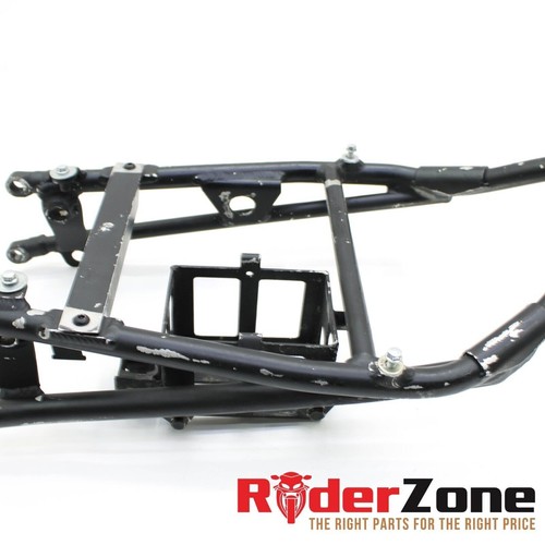04 05 HONDA CBR1000RR MARCO TRASERO TRASERO MARCO DE REPUESTO PISTA NEGRO - Imagen 3 de 19