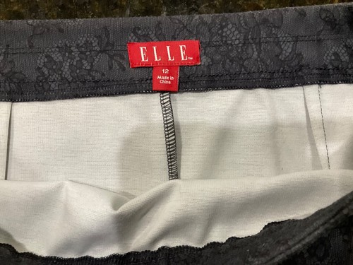 Elle Pull On Skirt Size 12 Black Floral Lined Stretch Straight F42 - Picture 4 of 9